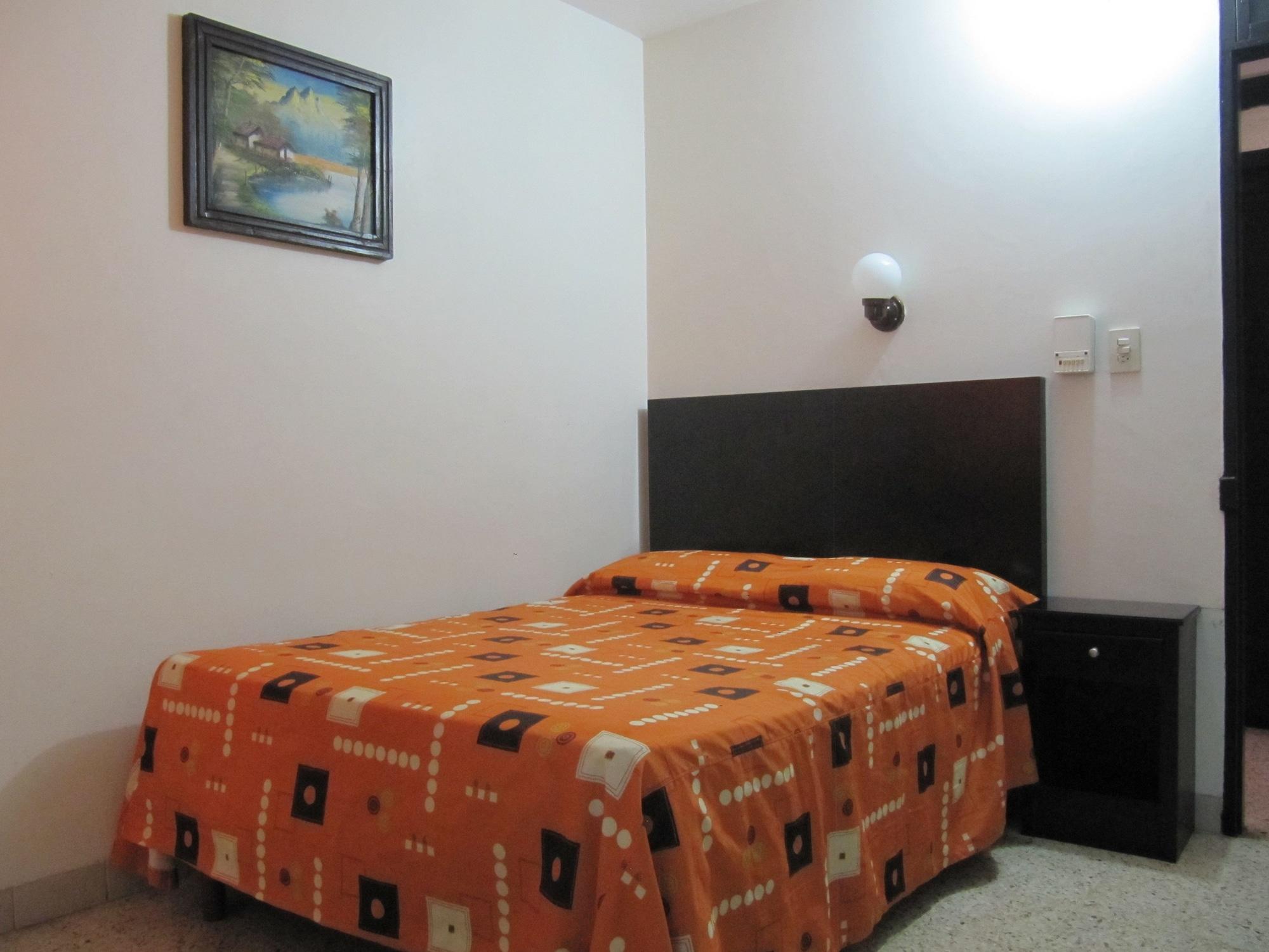 ורקרוז Hotel Amparo מראה חיצוני תמונה