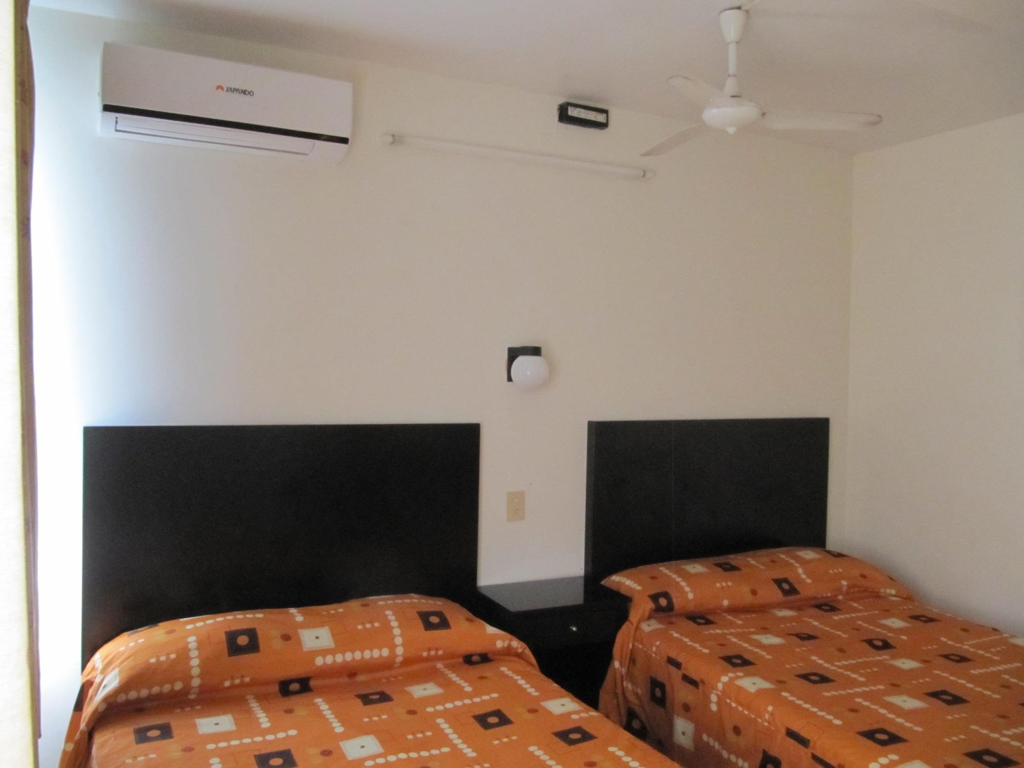 ורקרוז Hotel Amparo מראה חיצוני תמונה